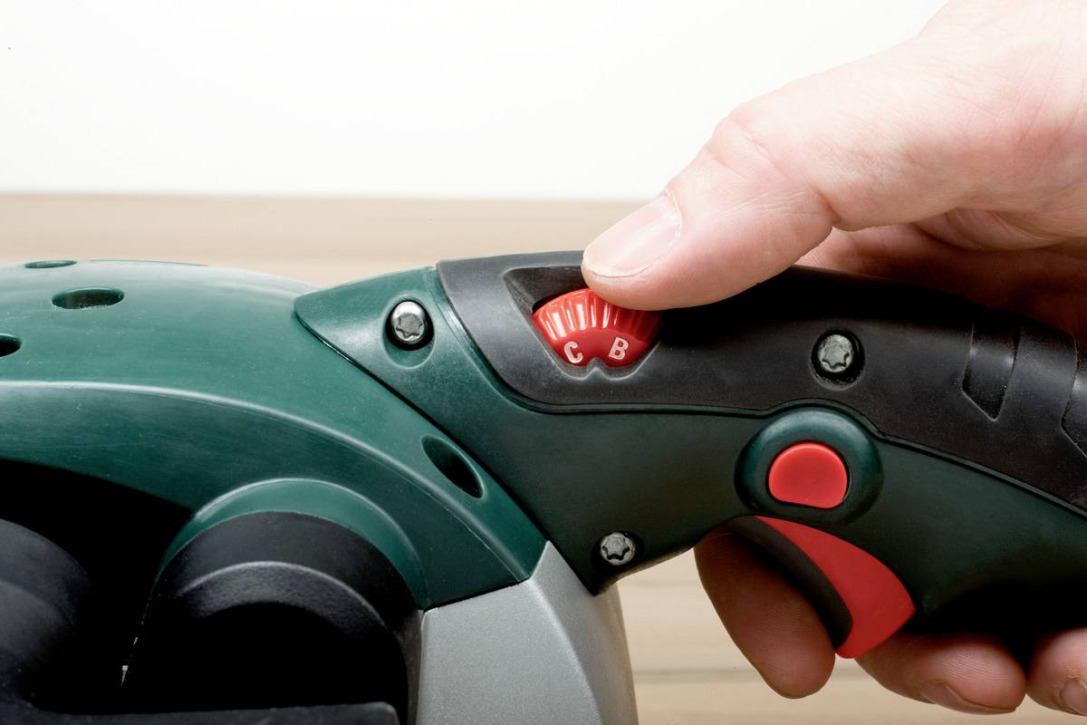 Metabo 600375000 Ponceuse à bande 1010 W 85 x 150 mm Largeur de bande 75 mm Longueur de bande 533 mm-13