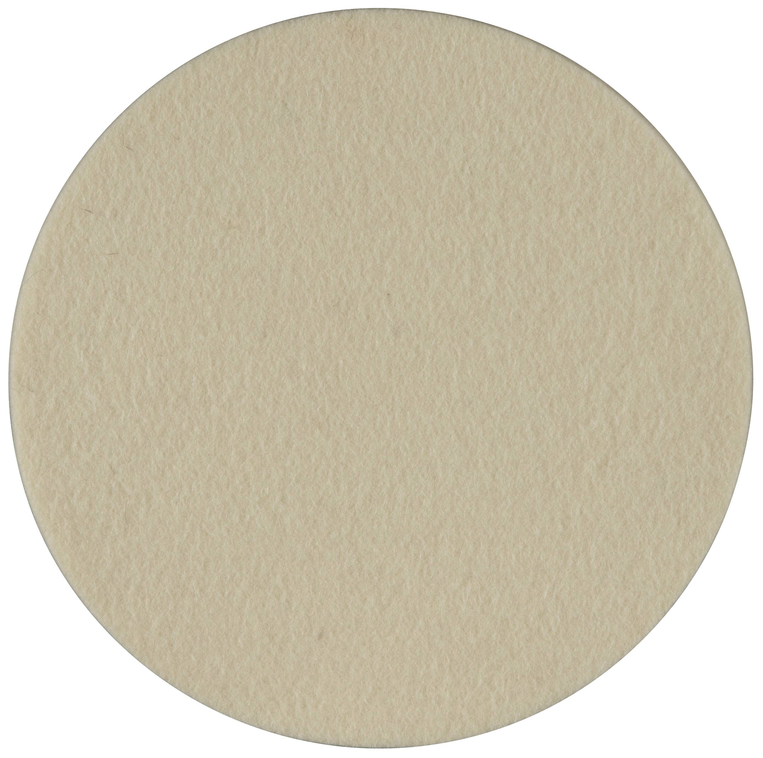 Un dessous de verre rond en feutre beige sur un fond blanc.