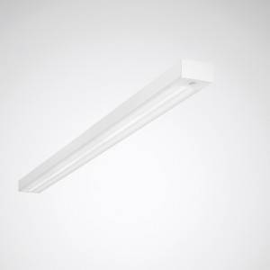 Luminaire plafonnier rectangulaire blanc, suspendu à un plafond gris. Design épuré, adapté aux espaces intérieurs modernes.