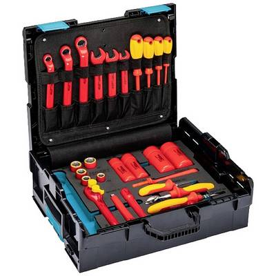 Boîte à outils ouverte contenant divers outils isolés tels que des pinces et des tournevis, rangés dans des compartiments.