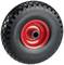 Roue en caoutchouc noir avec moyeu rouge, prédestinée aux brouettes. Design profilé pour une meilleure adhérence sur différentes surfaces.