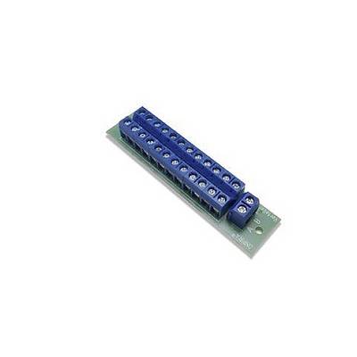 Barrette de connexion bleue multipolaire à vis, montée sur un circuit imprimé vert, utilisée pour les connexions électriques et le montage dans les circuits électroniques.