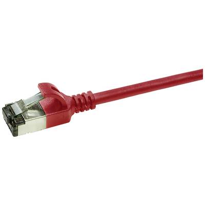 Câble Ethernet rouge avec connecteur RJ45, utilisé pour les connexions réseau afin de transmettre des données Internet.