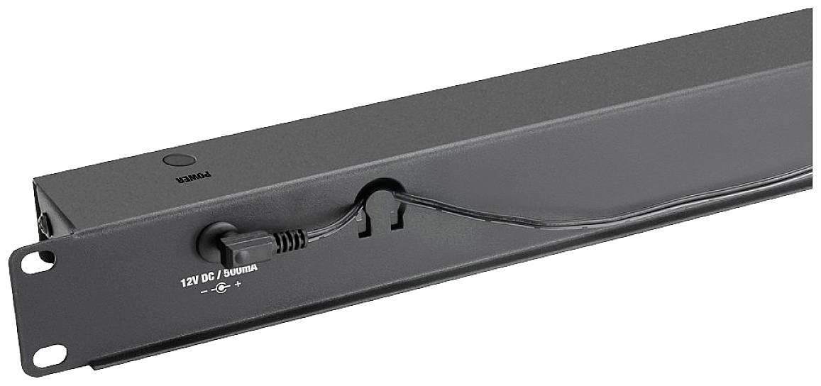 Barrette d'alimentation noire avec un interrupteur réseau et une entrée 12V DC, adaptable en rack serveur.