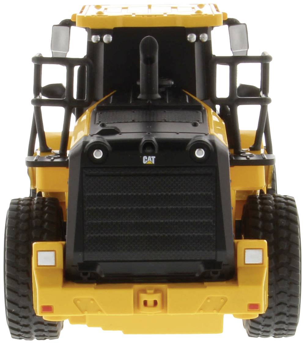 Un modèle de bulldozer jaune vu de face, avec des roues noires imposantes et une calandre robuste.