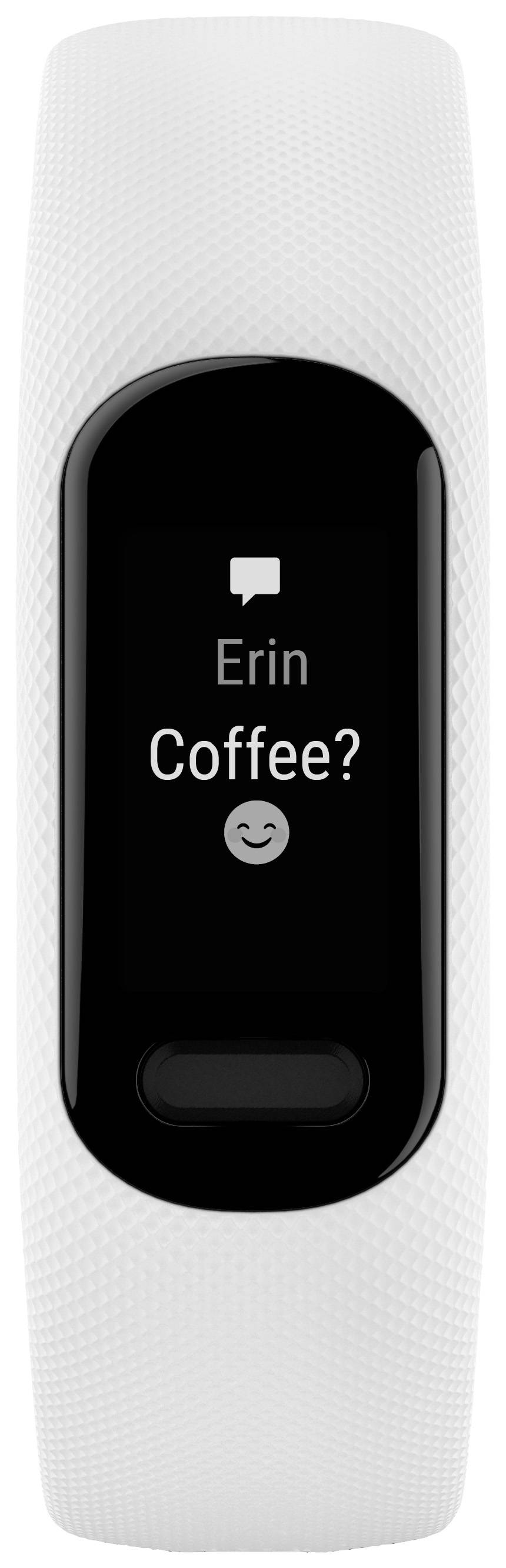 La montre connectée affiche un message d'Erin avec le texte 'Café ?' et un emoji souriant.