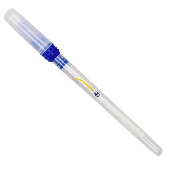 Un tube à essai transparent de laboratoire avec un bouchon bleu et un marquage jaune, posé horizontalement au centre de l'image sur un fond blanc.