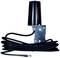 'Antenne noire cylindrique avec câble et support, adaptée à une utilisation extérieure. Utilisée pour la transmission ou la réception de signaux.'