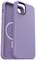 Étui Lila pour téléphone avec anneau MagSafe, découpe claire pour la caméra et boutons latéraux. Marque 'Otterbox'.