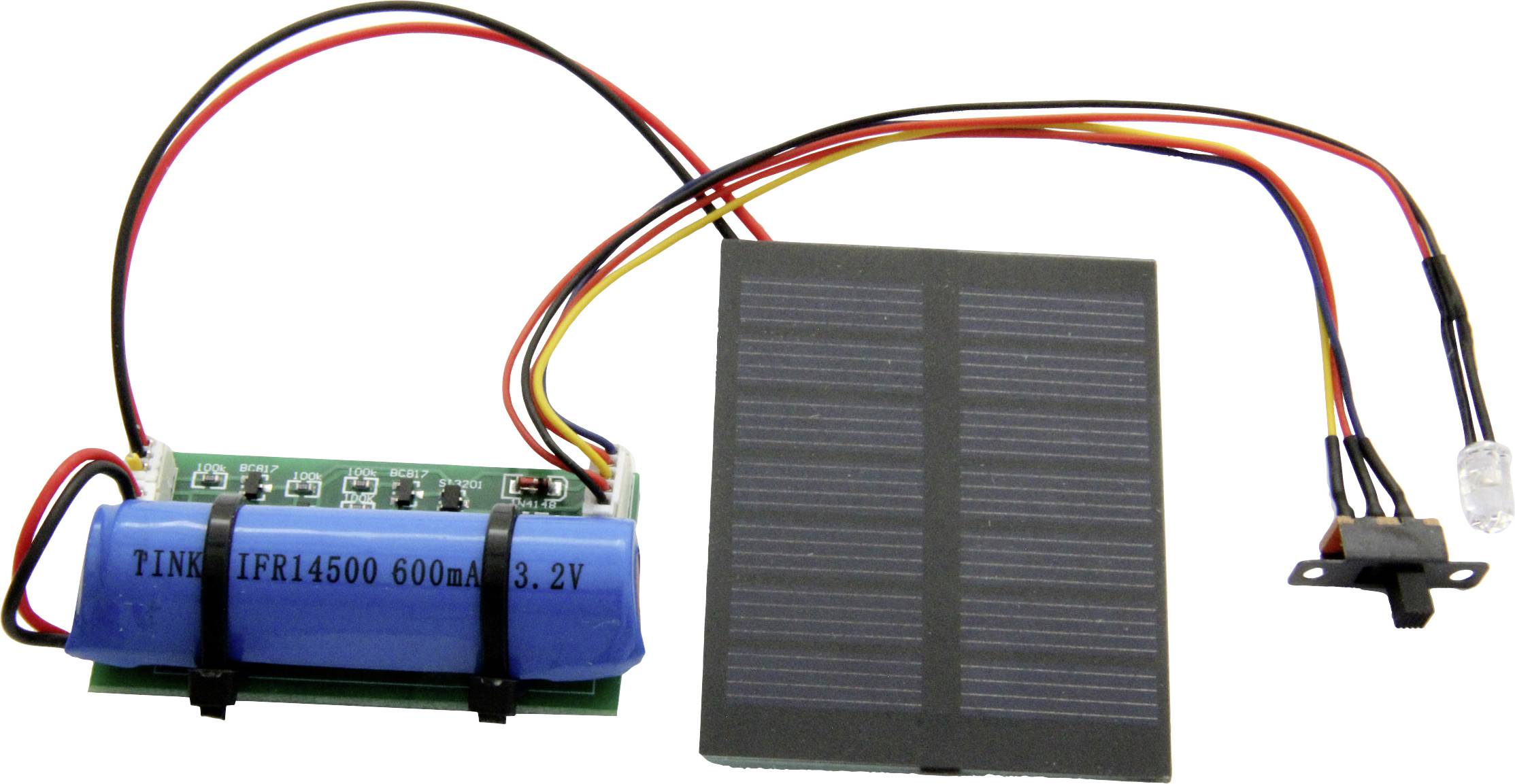Un petit panneau solaire avec une batterie bleue, relié par des câbles à un interrupteur et à un indicateur LED. Adapté pour des projets solaires.