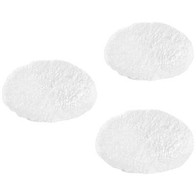 Trois tampons de coton blancs et ronds sur un fond blanc, légèrement dispersés.