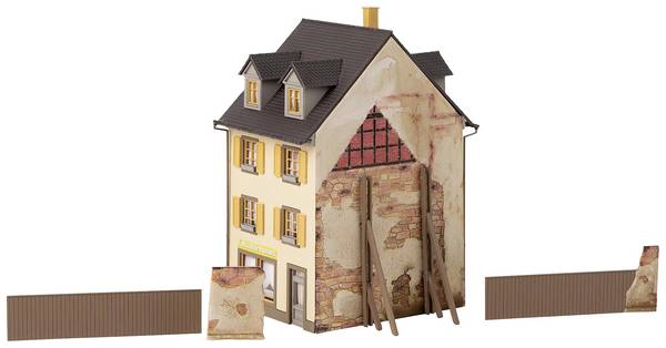 Faller 130692 H0 Maison de la vieille ville avec clôture en planches
