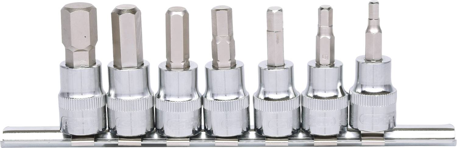 Six embouts de clés à douille de formes différentes en métal sont disposés en rangée sur un support.