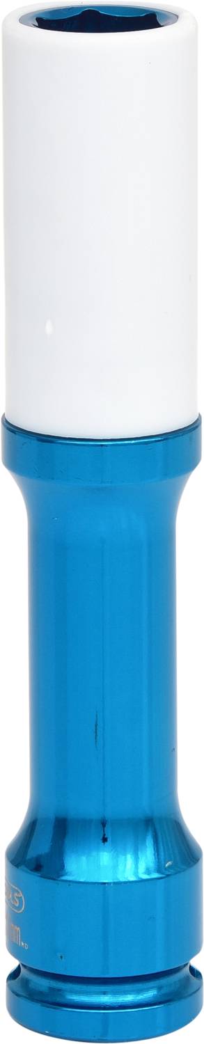 Un outil cylindrique bleu et blanc, probablement un embout de clé à cliquet, sur un fond blanc.