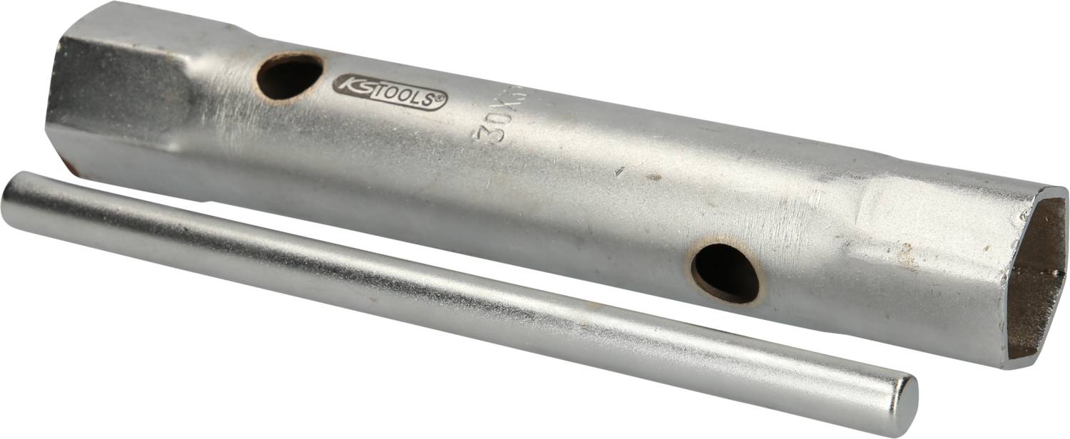 Une clé à bougie en argent avec une tige longue amovible. Adaptée pour le retrait des bougies d'allumage dans les moteurs.