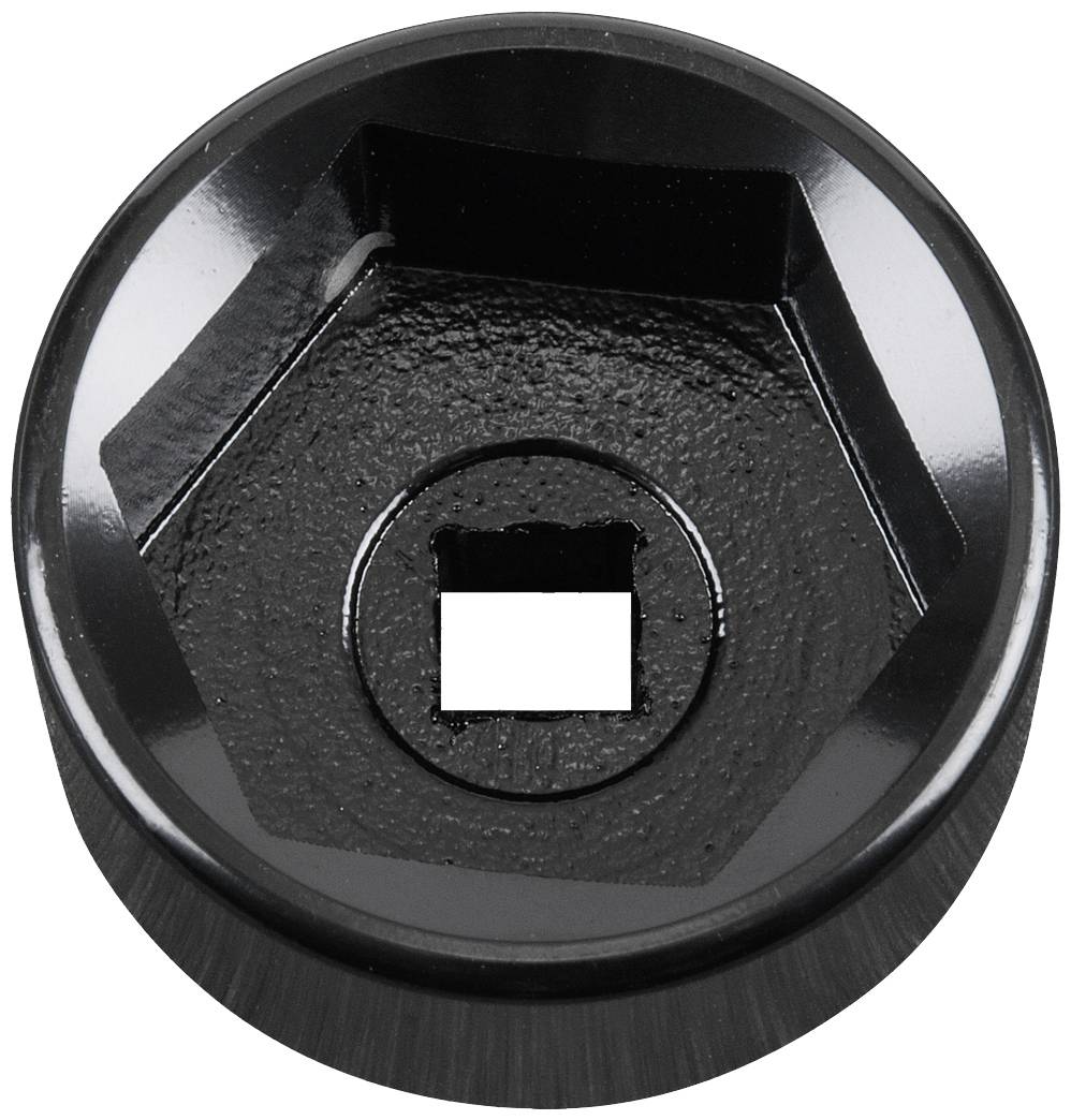 Un embout d'outil noir hexagonal avec un évidement carré au centre, probablement un adaptateur de clé à douille.