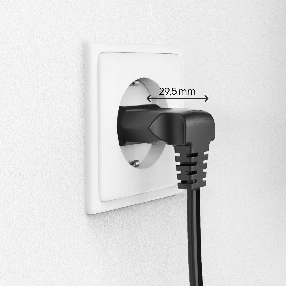 Prise électrique avec une fiche enfichée dépassant de 29,5 mm.