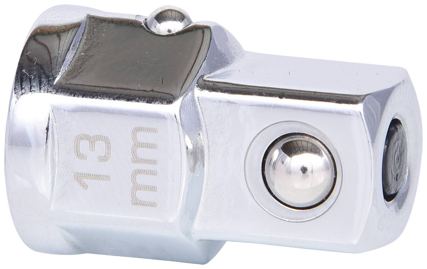 Adaptateur métallique à surface brillante, gravé '13 mm'.