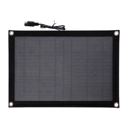 Panneau solaire portable de forme rectangulaire, équipé d'œillets de fixation aux coins et d'un câble connecté pour charger des appareils.