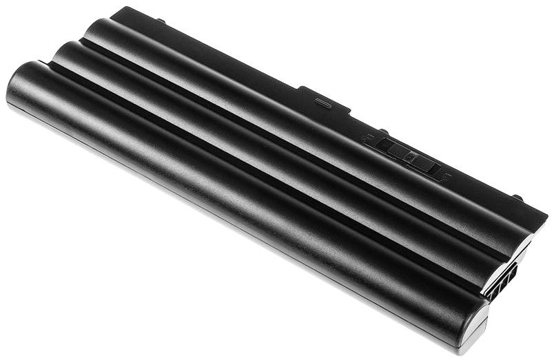 Un accumulateur noir pour ordinateur portable à trois cellules est représenté sur un fond blanc.