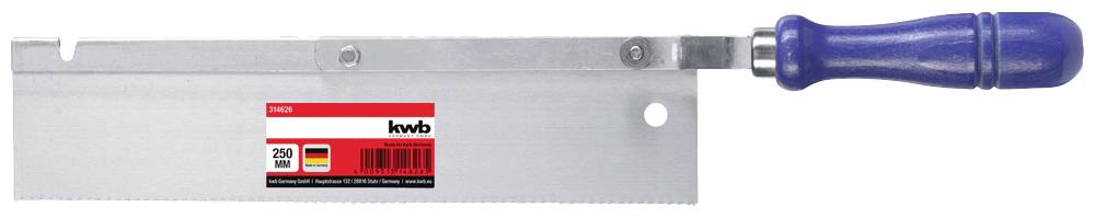 Scie manuelle avec poignée bleue et lame de scie en métal portant une étiquette rouge du fabricant. Adaptée aux travaux sur bois.