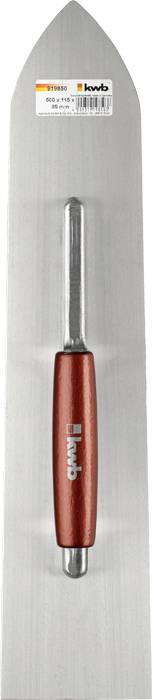 Spatule avec manche rouge, adaptée pour lisser les surfaces, présentée sur un fond blanc.