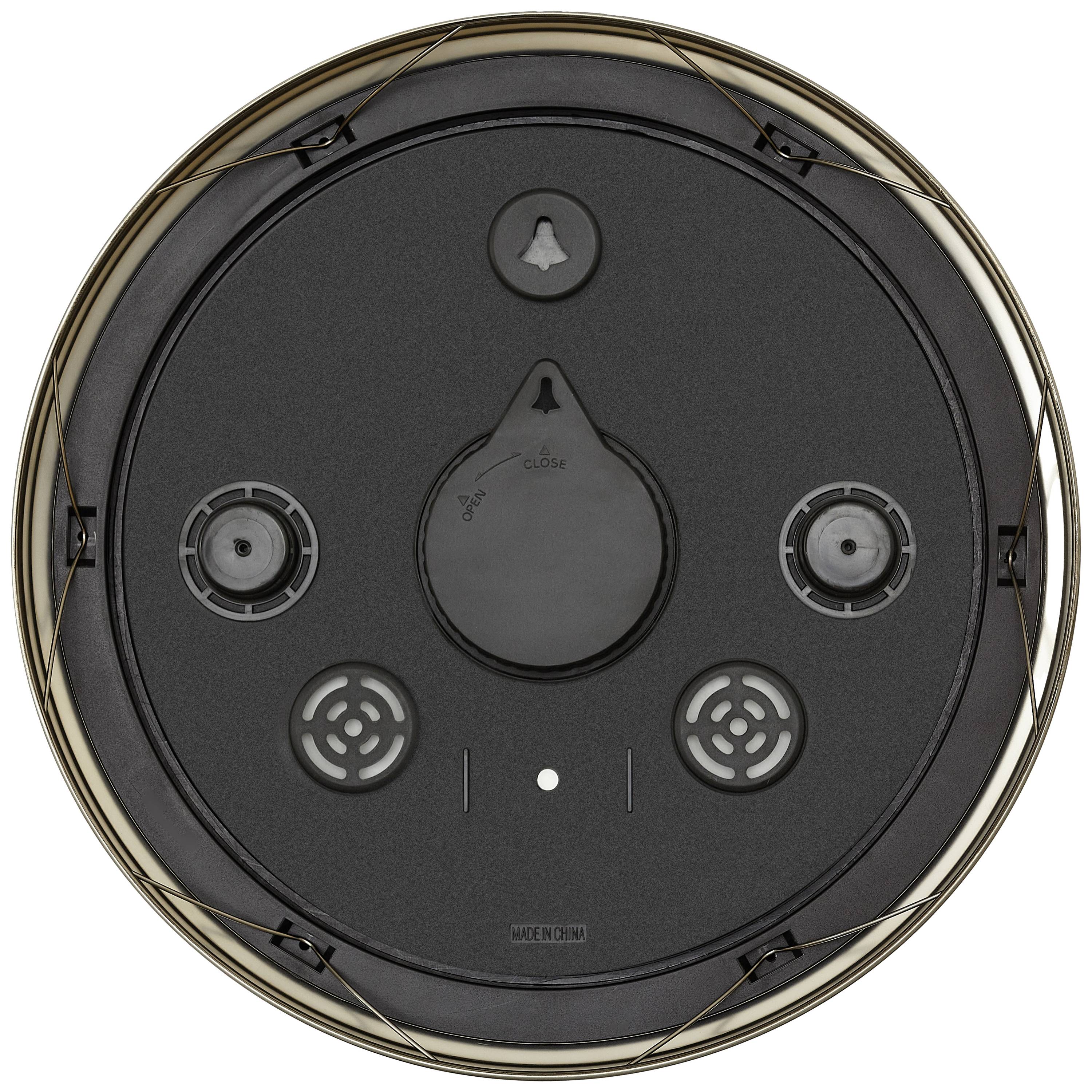 Un aspirateur robot noir et rond, vu de dessous, avec deux roues, des capteurs et des grilles de sortie d'air. Aucune inscription visible.