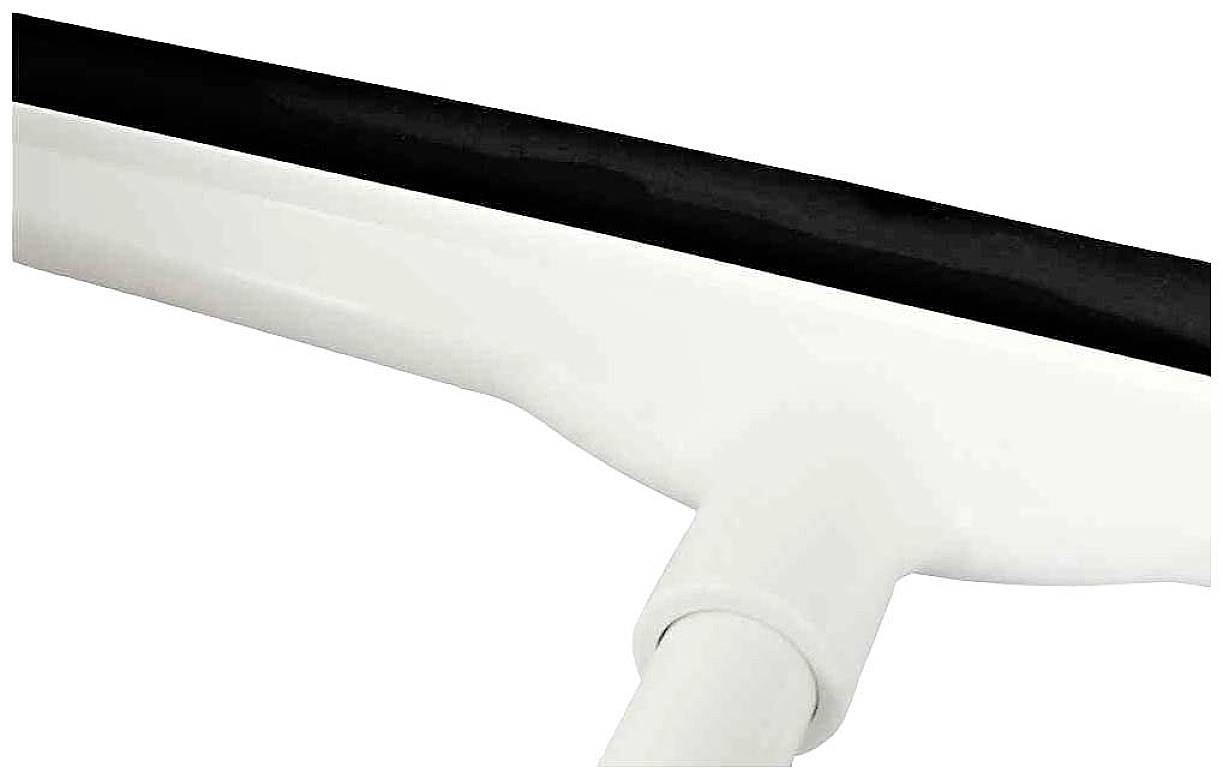 Un raclette de fenêtre blanc avec une lèvre en caoutchouc noir sur un fond blanc, adapté pour éliminer l'eau des surfaces vitrées.