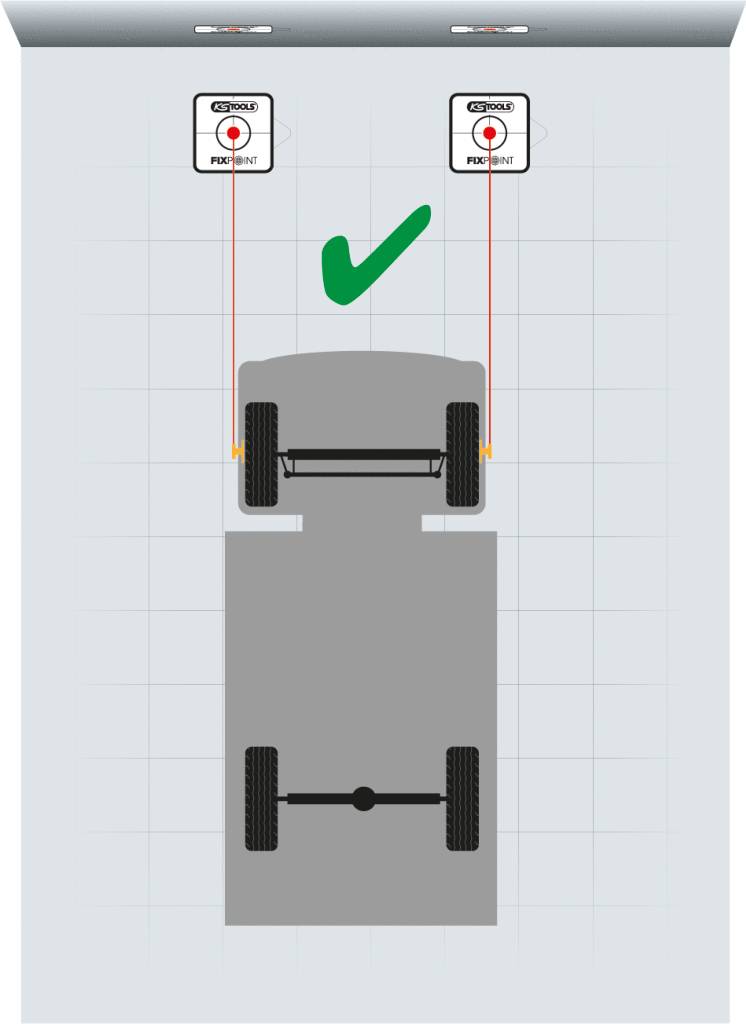 Un véhicule est montré de dessus. Une coche indique l'alignement correct des roues avant, marqué par des lignes rouges.