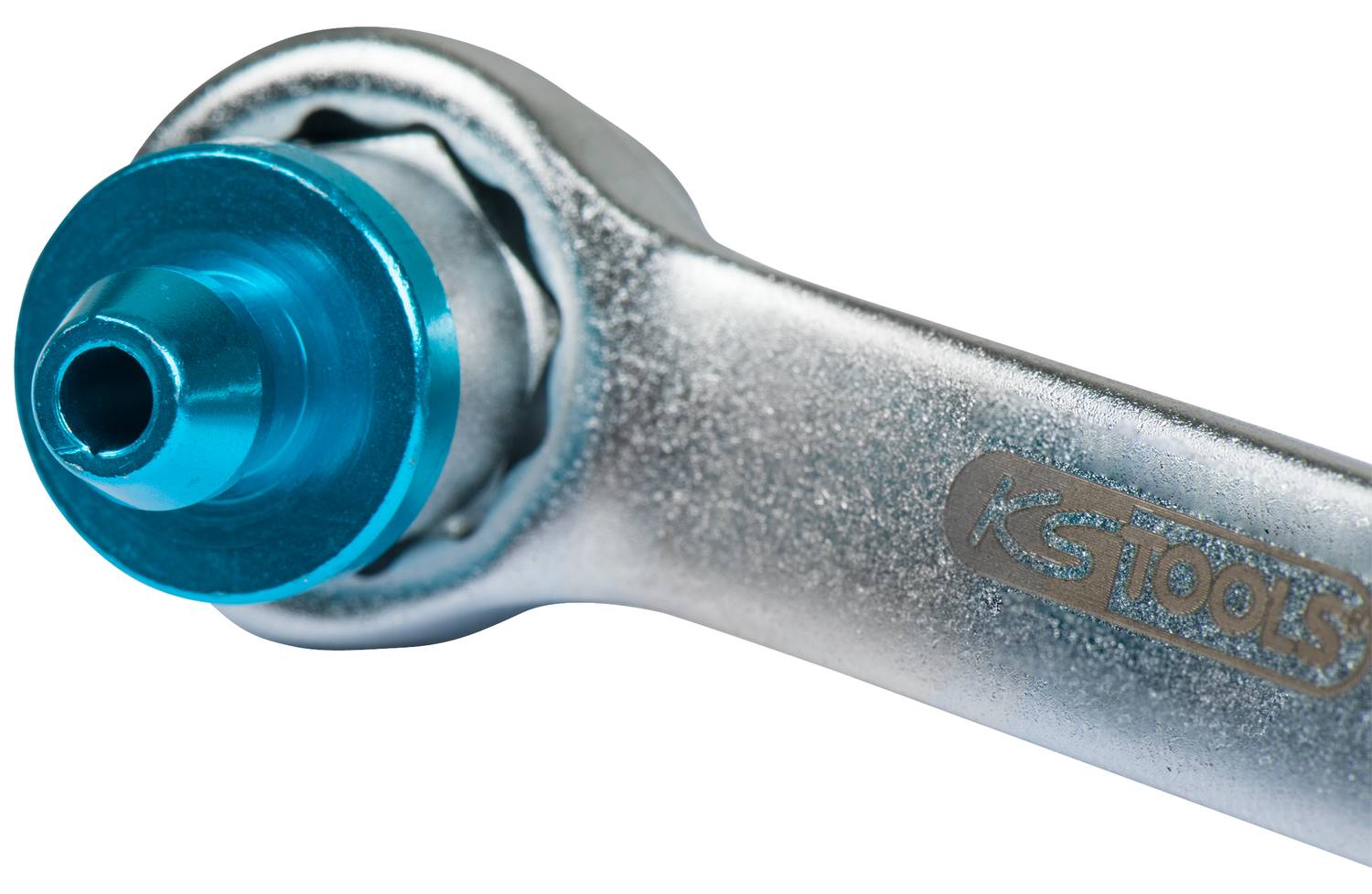 Un cliquet en argent de KS Tools avec des détails bleus.