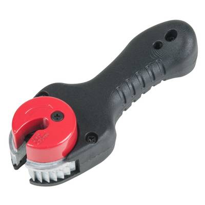 Un coupe-tube avec une poignée noire et des éléments de coupe rouges sur une surface blanche.