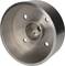 Disque métallique percé en son centre avec quatre trous périphériques, probablement un composant d'une machine ou d'une structure.