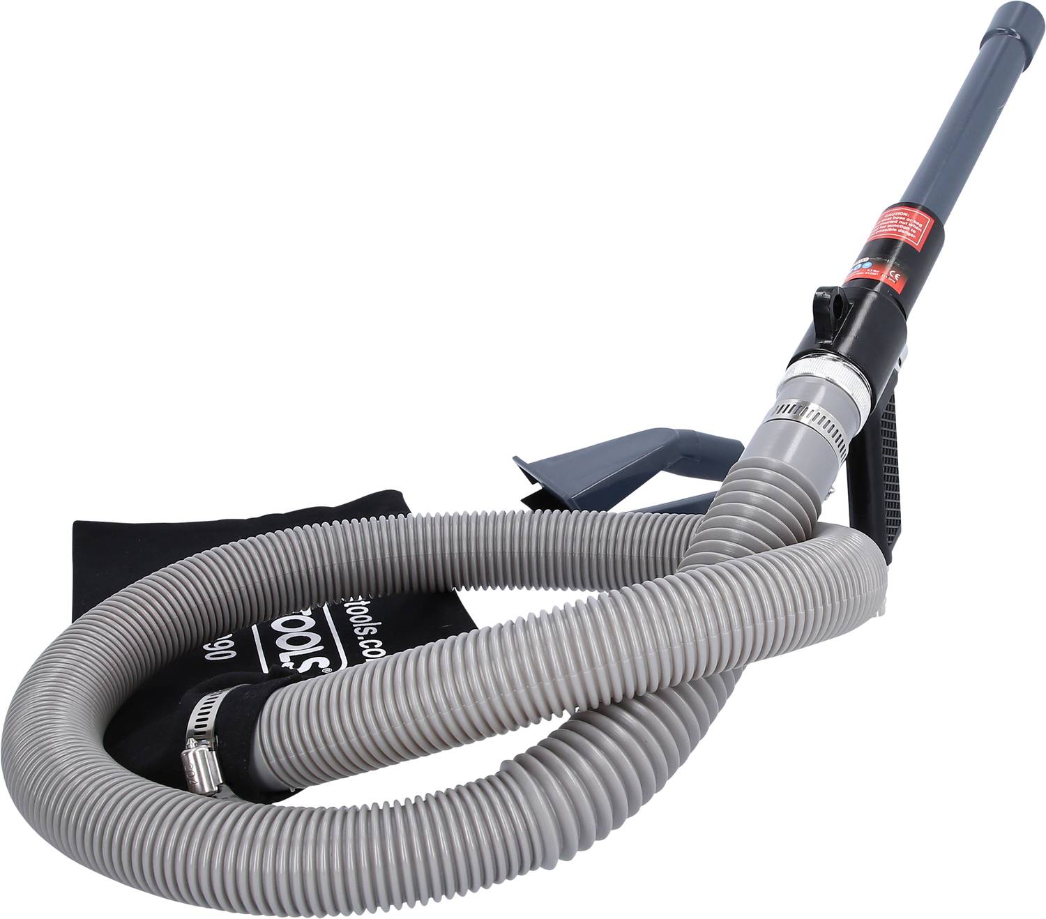 Accessoire d'aspirateur avec tuyau flexible et sac noir, adapté pour le nettoyage des tapis et des surfaces rembourrées.