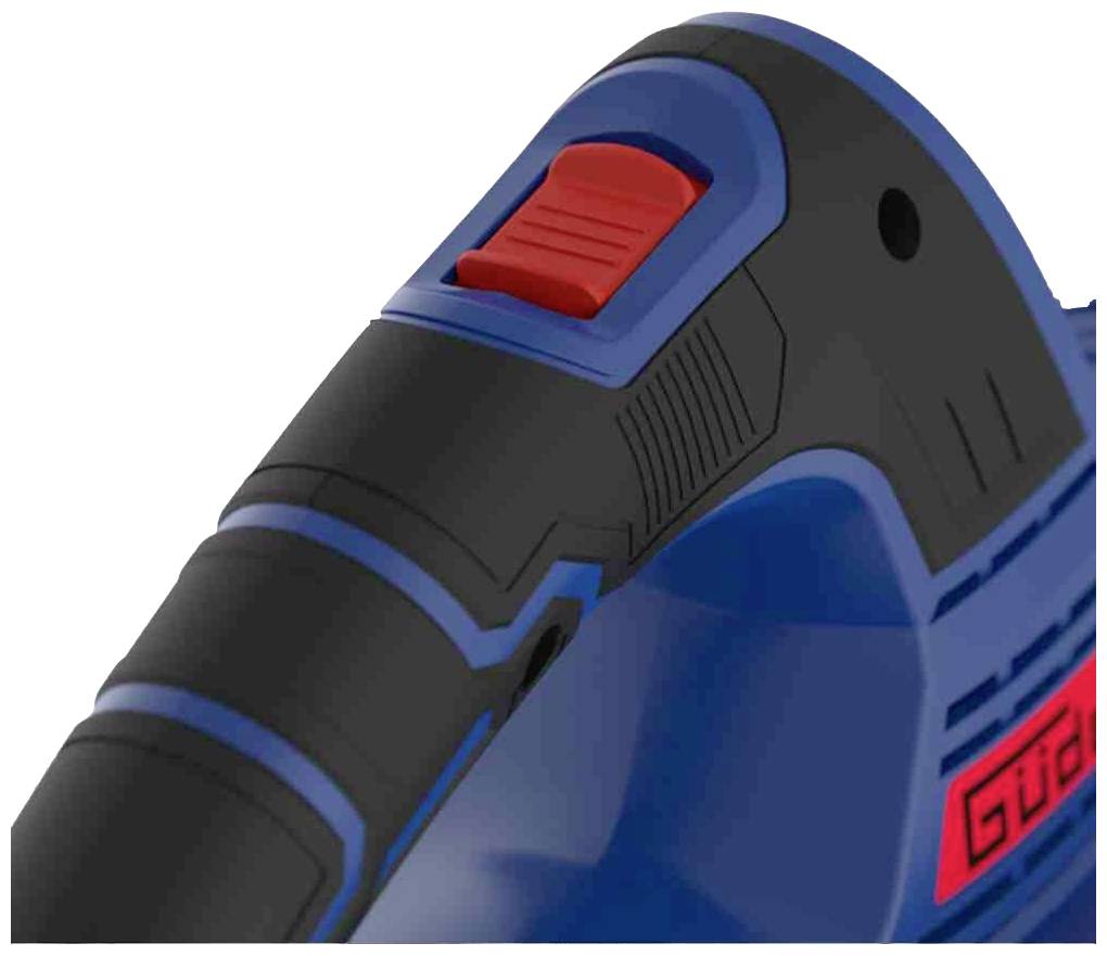 Gros plan d'un outil électrique bleu avec un interrupteur rouge. Surface en plastique avec un design ergonomique et une poignée antidérapante.