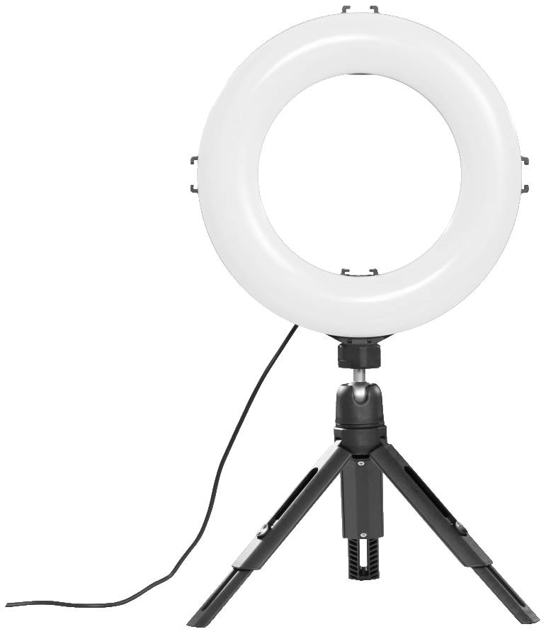 Lampe annulaire sur trépied avec câble noir, adaptée à la photographie ou à la production vidéo, assurant un éclairage uniforme.