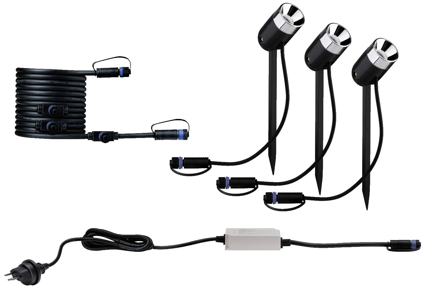 Trois lampes de jardin noires avec piquet de terre, reliées par des câbles. Un câble de rallonge pour l'alimentation électrique est également représenté.