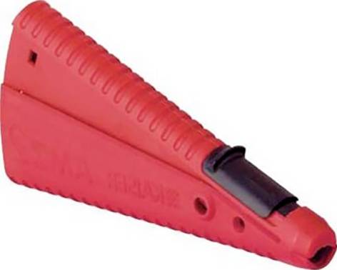 Un arrêt-porte en plastique rouge avec un design en coin, une surface striée pour une meilleure prise en main et un embout noir à l'extrémité.