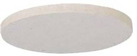 Un disque rond et plat avec un bord extérieur de couleur beige, probablement en pierre ou en céramique, représenté sur un fond blanc.