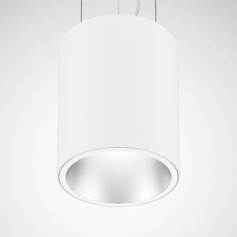 Une lampe suspendue moderne, cylindrique et blanche devant un arrière-plan neutre.