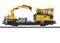 Véhicule d'entretien ferroviaire sur des rails, de couleur jaune et noir avec une grue, portant le logo 'LEONHARD WEISS' et une cabine pour deux personnes.