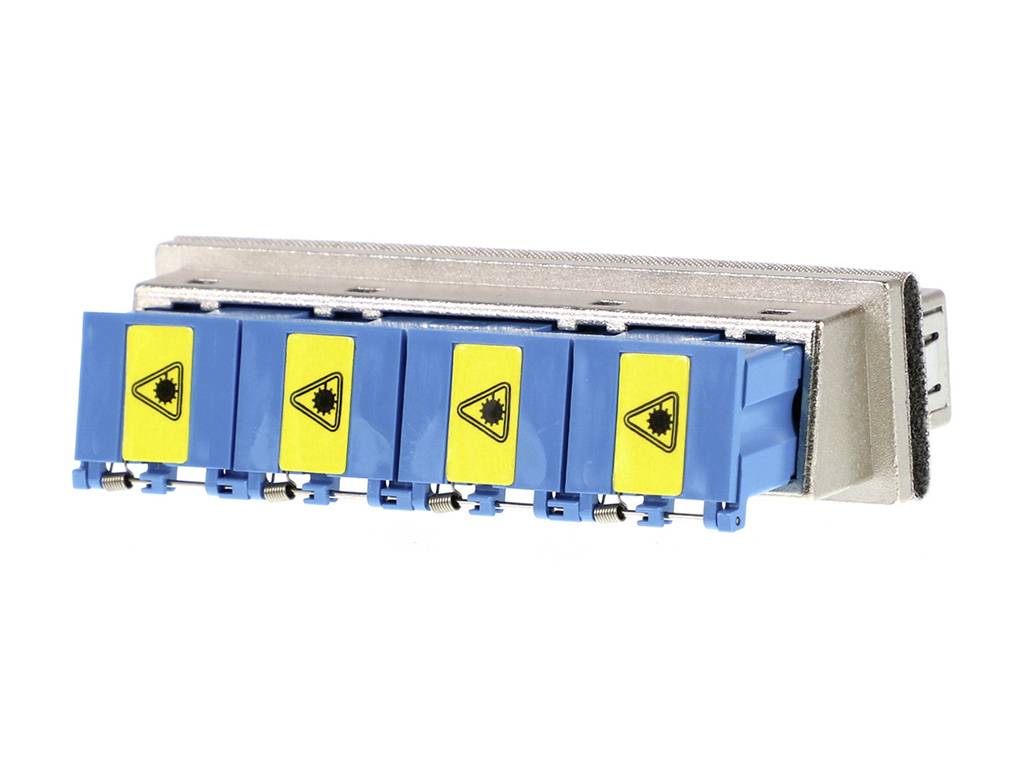 Une barrette optique bleue à cinq ports, tous munis de symboles d'avertissement jaunes indiquant un rayonnement laser.