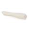 Une pile de semelles de propreté blanches et simples en mousse repose sur une surface blanche.