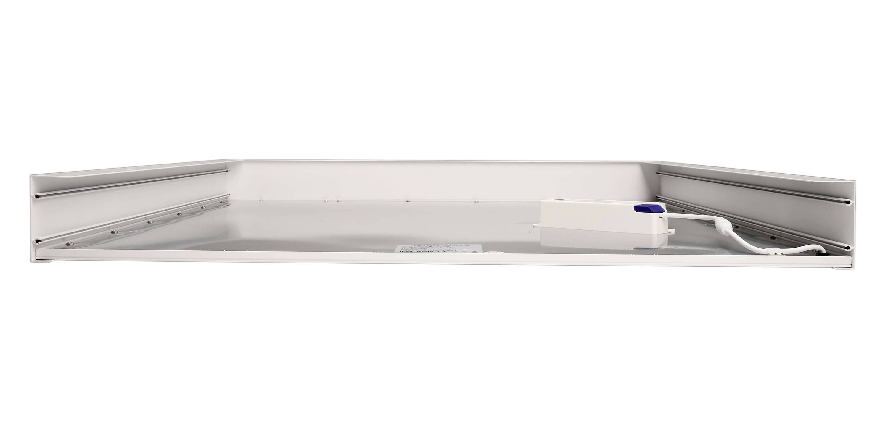 Un appareil électrique blanc, rectangulaire et plat, doté d'un câble et d'un dispositif de contrôle sur le côté droit.
