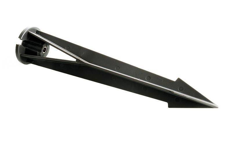 Un embout de piston noir avec une pointe de flèche, utilisé pour un presse-agrumes.