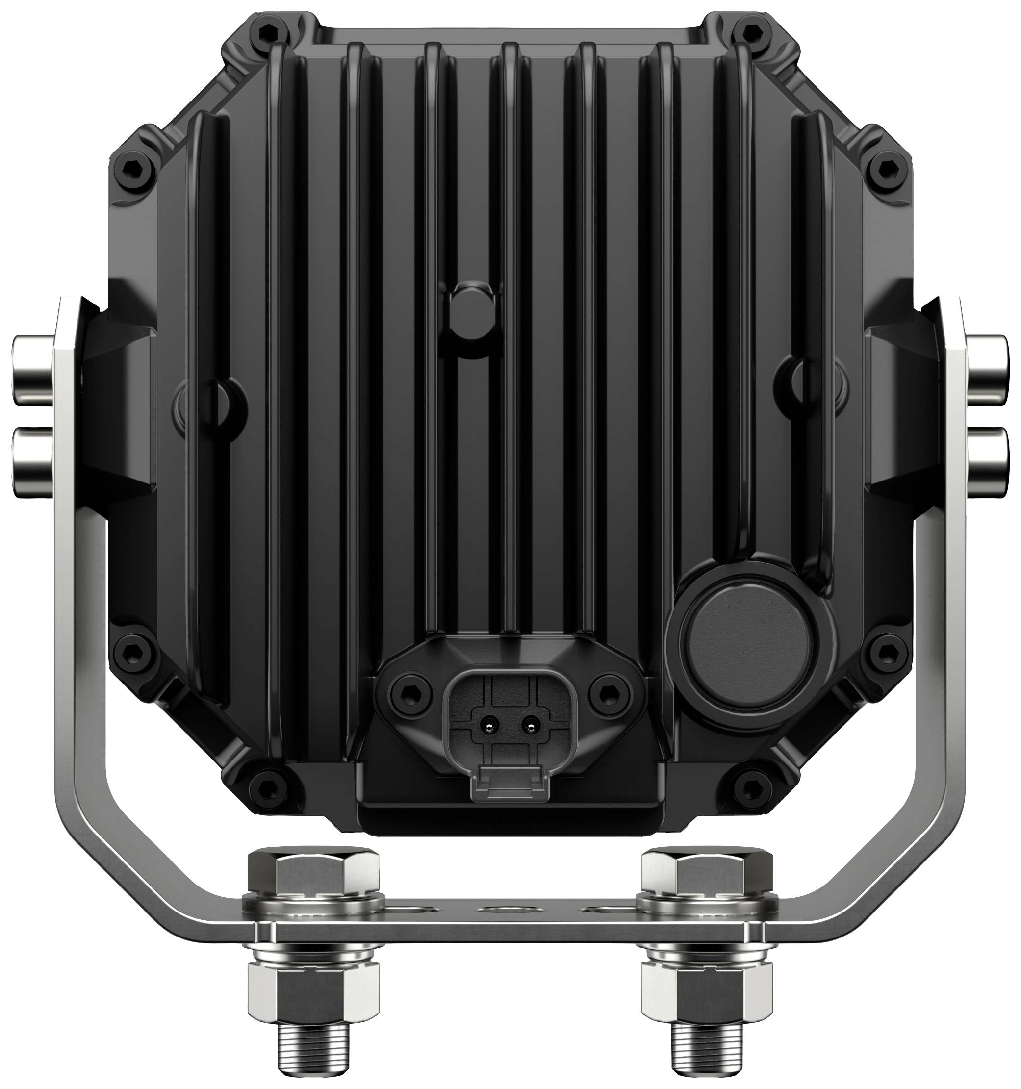 Appareil noir, carré, avec une structure nervurée et des connexions sur les côtés. Monté avec deux boulons métalliques, probablement un boîtier électronique.