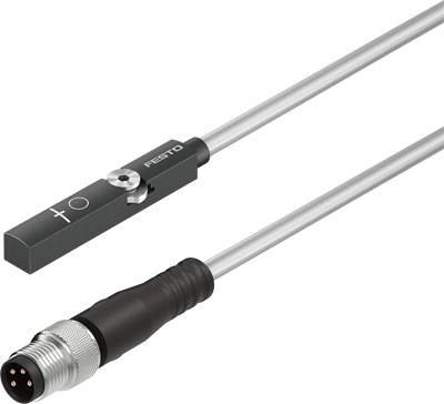 Capteur avec câble et connecteur de Festo. Le capteur, de forme cylindrique, est relié à un câble trifilaire qui se termine par un connecteur rond.