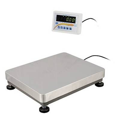 Balance de pesage numérique avec un plateau en acier inoxydable, quatre pieds ajustables, et un panneau d'affichage électronique séparé relié par câble.
