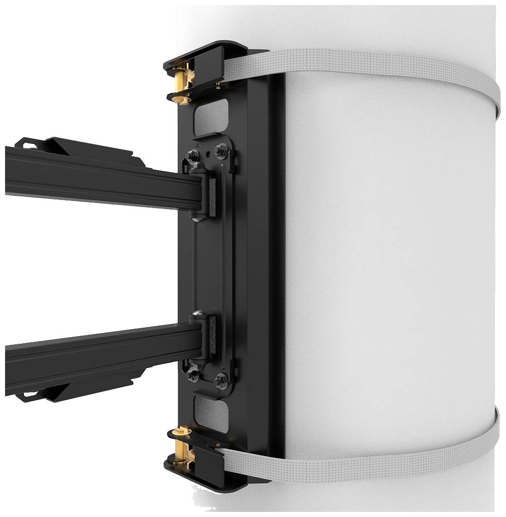 Une bride de montage rectangulaire noire avec des sangles fixées autour d'un poteau ou d'un mât cylindrique blanc.