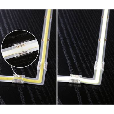 Une bande LED flexible montre un angle de 90 degrés, une fois éteinte (à gauche) et une fois allumée (à droite), sur une table sombre.