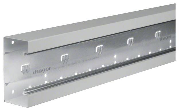Rail métallique perforé, adapté pour la fixation dans les installations électriques. Marqué 'Hager'.